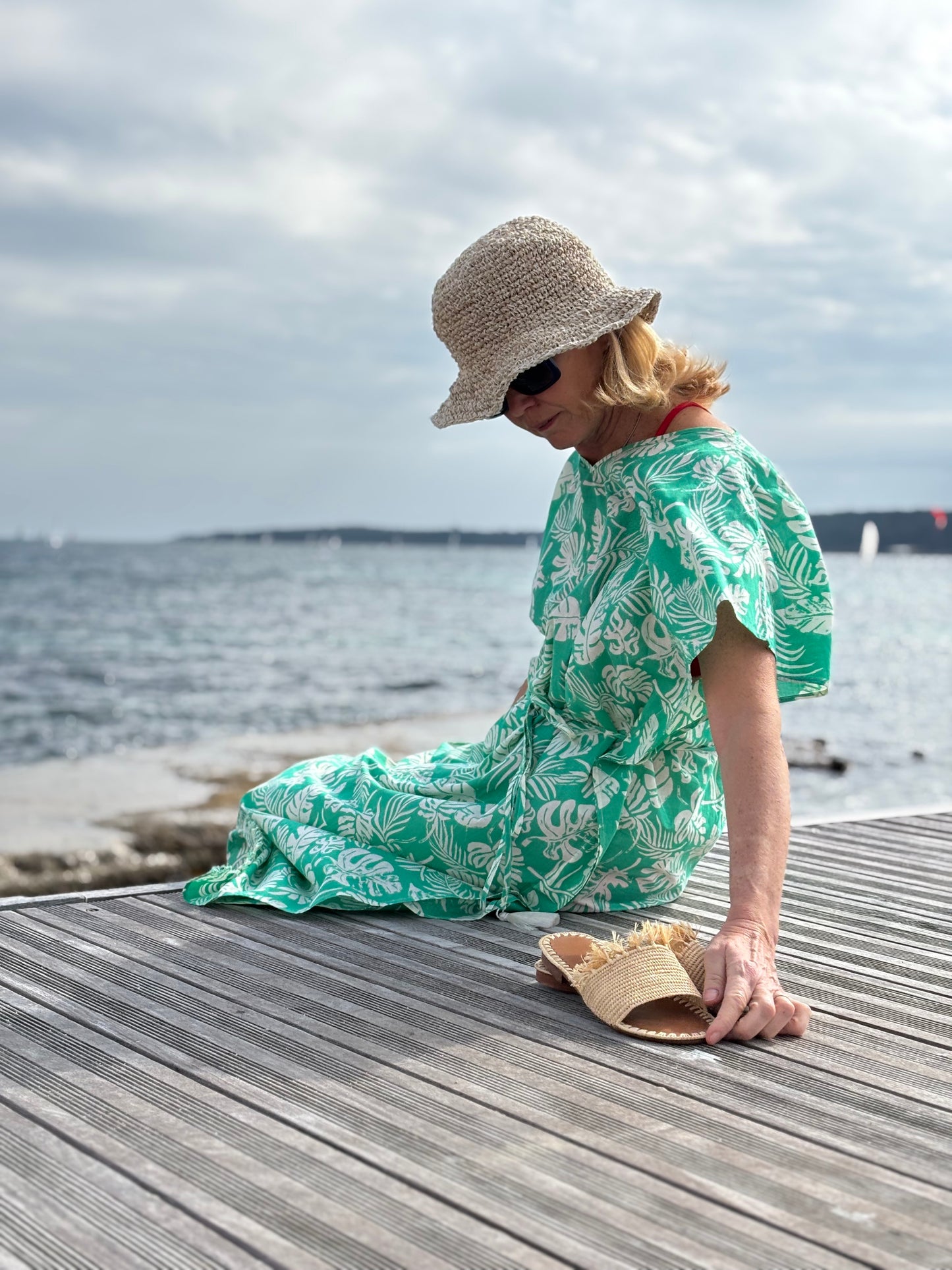 Hand-crocheted sun hat in hemp