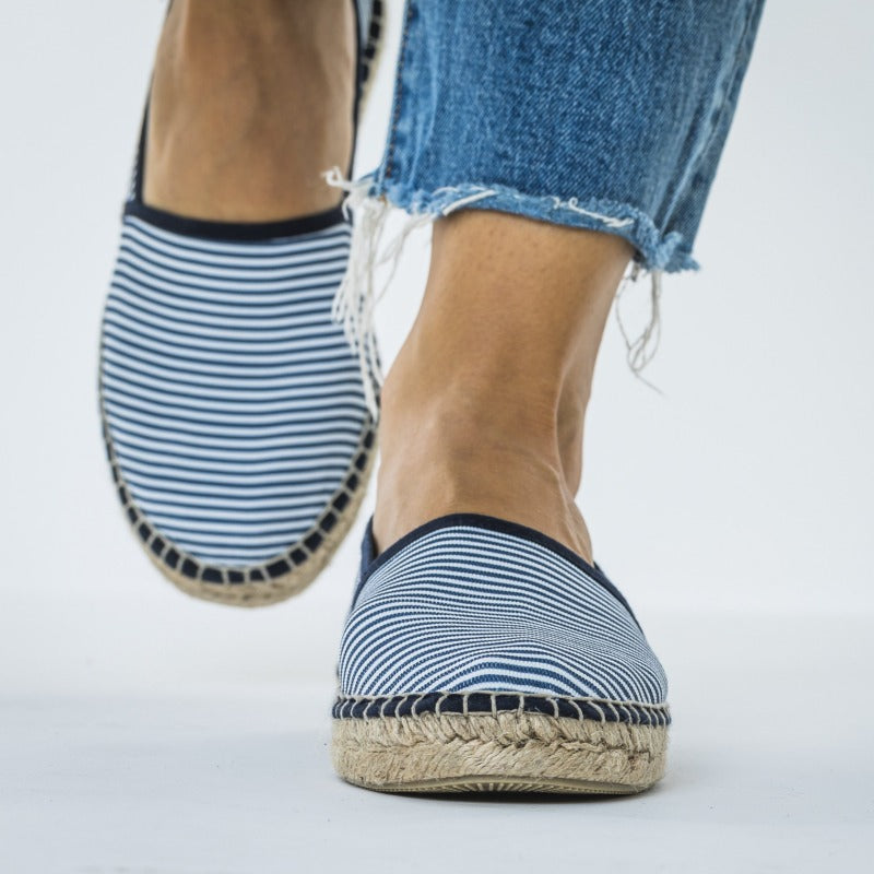 Blå vit randiga espadriller till jeans från from astrid with 