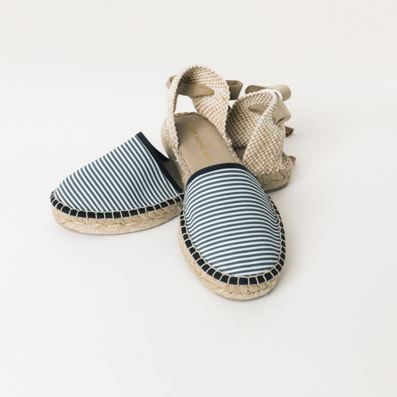 Blå vit randiga espadriller sandaler med snören